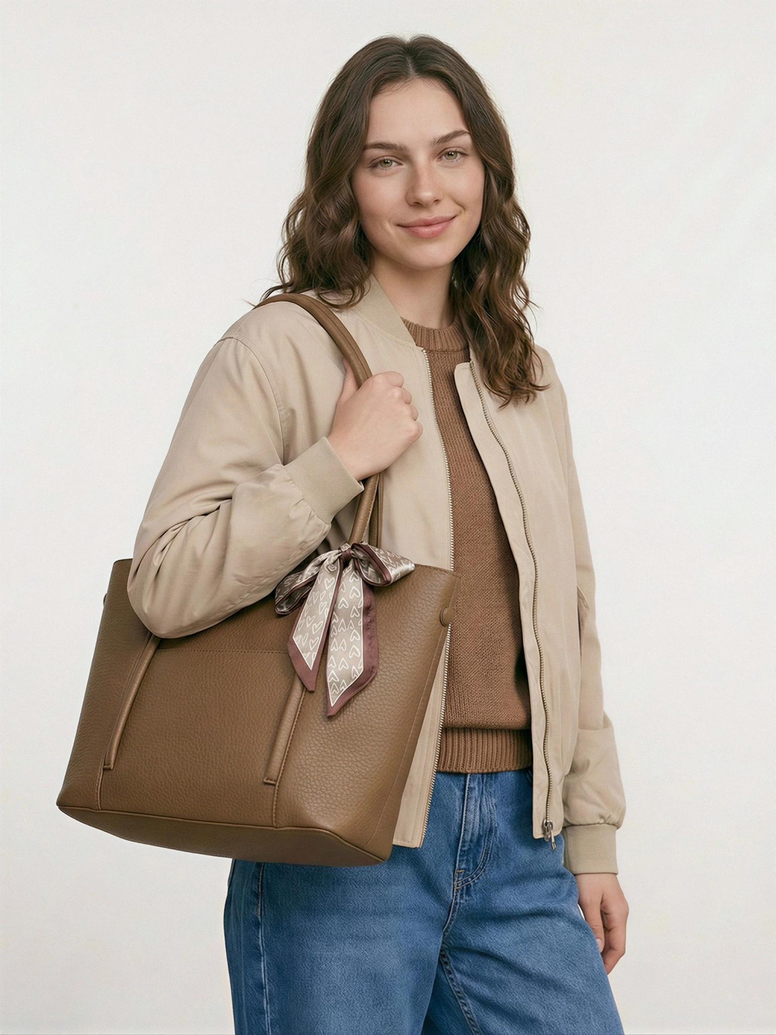 Сумка-тоут с декоративным платком в ассортименте